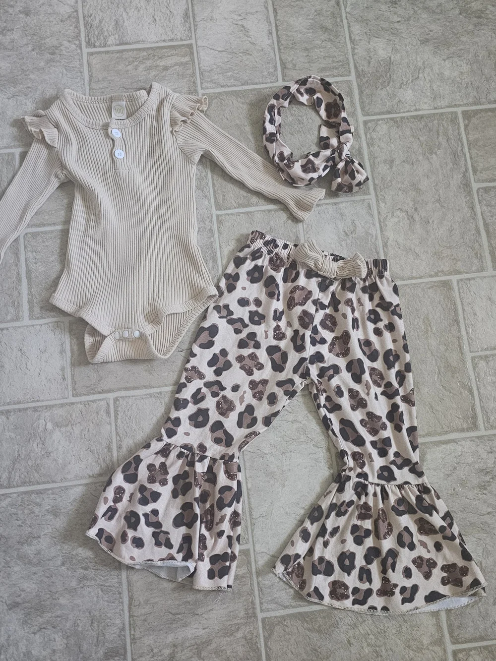 Onsie, Animal Print Bell bottom Pants And Headband.  Only Worn A Couple Times